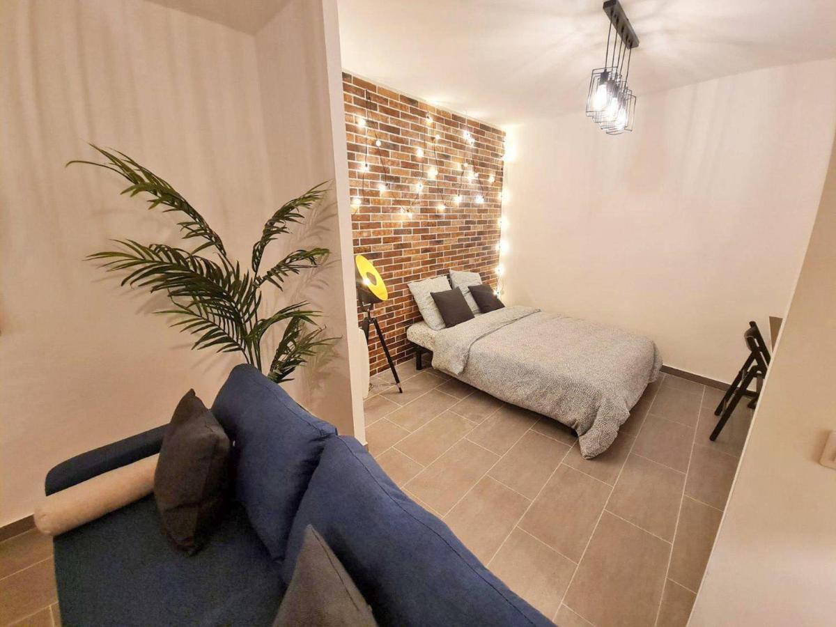 Gregbnb - Centre Ancien - T2 Style Loft Тулон Экстерьер фото